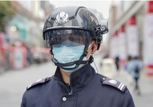 China Black Technology Thermometry Helmet for Coronavirus(COVID-19) checking. It's look like watch S